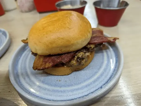Bacon cheeseburger