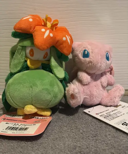 Lilligant and Mew Pokémon plushies